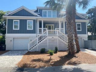 7 Bed 6 and one half bath with private pool spa & private beach access - Hilton Head Island - 0