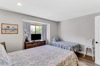 EZ Beach Access - 2 Bed 2 and one half Bath 23 Coligny Villa - Hilton Head Island - 1