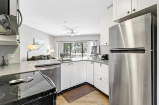 Pet Friendly Beach Villa - walk to the beach - pools tennis and more - Hilton Head Island - 3