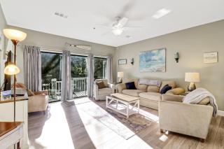 Pet Friendly Beach Villa -3 bed 3 bath - walk to the Beach -88OB - Hilton Head Island - 8
