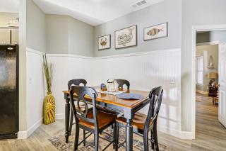 Pet Friendly Beach Villa -3 bed 3 bath - walk to the Beach -88OB - 1