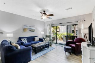 Upgraded Pet Friendly 3 bed 3 bath Beach Villa Walk to the beach - Hilton Head Island - 0