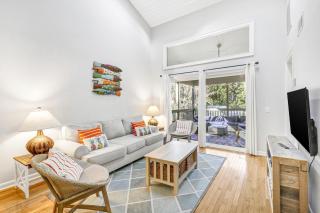 Beach close best of the best 3 bed 3 bath pet friendly Villa - Hilton Head Island - 0