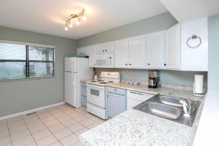 Pet Friendly Beach Villa 2 Bed 2 Bath #7105 TreeTops - 4