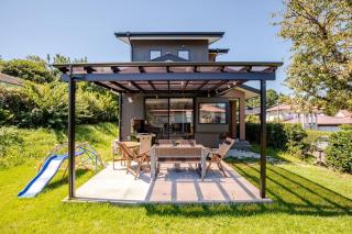 屋根付き屋外ガス式BBQ ぐらんぱる公園シャボテン動物公園絶好立地貸別荘stella 星空眺望 遊具 ホームシアター 大画面任天堂スイッチ - 6