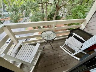 Just Steps to Folly Field Beach - 2 bd 2 ba condo - Hilton Head Island - 4