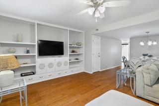 Pet Friendly Folly Field Beach Stones Throw Villa 3 bed 2 & one half bath - Hilton Head Island - 7