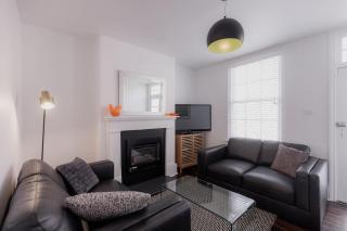 'Fifteen=' - Heritage Terrace in Battery Point - Hobart - 2