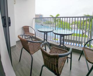 Near Ferry Terminal - Lovely 2 Bedroom Condo - Harbourbay Residences - 0608 - Tanjunguma - 9