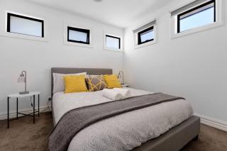 Family Oasis Walking distance to Chadstone SC - 3