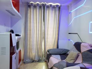 Nice and Comfort 2BR at Belmont Residence Puri Apartment By Travelio - Jakarta - 7