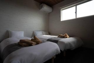 SEADINERS Beachfront Villa 99 - 1