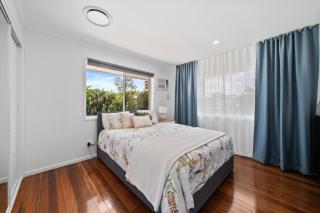 Shailer Park-House & Granny flat - Pool, Sauna-Ideal for Groups - 1