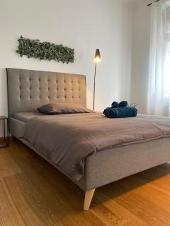 Room in Apartment - Spacious room in coliving apartment Zimmer 1 - Offenbach - 0