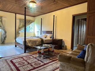 Chateau Folefac - Limbe - 6