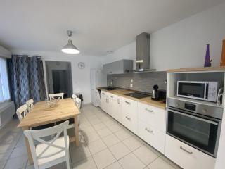 Maison rénovée avec cuisine équipée à La Roche-Posay - FR-1-541-148 - 4