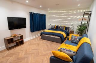 Hidden Home - Haywards Heath - 0