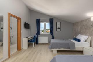Family Resort Santa Maria II Penthouse - Happy Rentals - Stara Novalja - 3