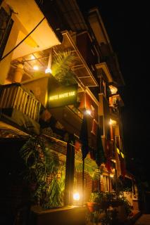 Hotel White Yak - Pokhara - 0