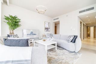 Modern Home on 33rd Floor in Dubai Creek - 3