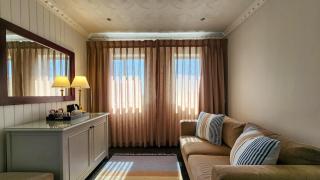 The Blue Peter Hotel - 2