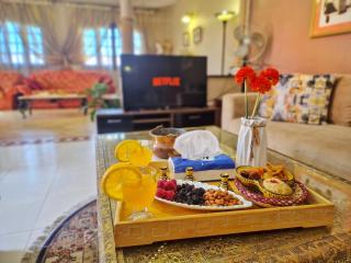 Oranger Family House Marrakech City Center, Private Large House, Terasse Garden View, Free Parking - 2