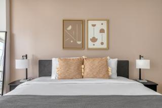 Koreatown Studio w Coworking Pool nr Metro LAX-875 - Los Angeles - 1