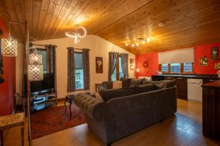 Chinchilla Lodge - Selby - 3