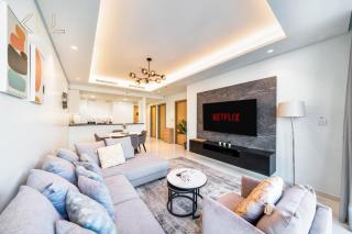 Luxury 2-Bed in Paramount Midtown Hotel Full Burj Khalifa Views 64th Floor Pool & Burj Views - 1