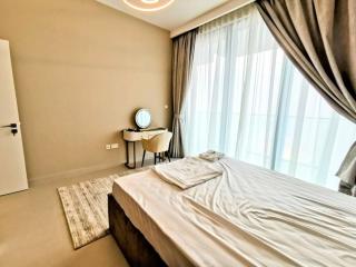 Like Home - 5401 Modern Apartment with Burj Khalifa view - Dubai - 5