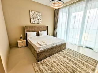 Like Home - 5401 Modern Apartment with Burj Khalifa view - Dubai - 9