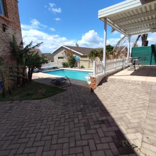Surfers Haven Jbay - Jeffreys Bay - 5