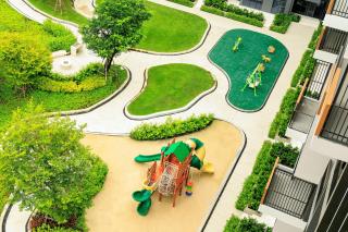 Laguna SkyPark new brand apartments - 1