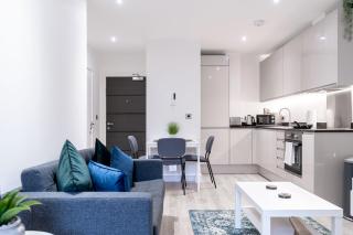 Modern 1 bed apartment in Central Solihull - Olton - 9