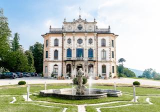 Hotel Villa Borghi - Varano Borghi - 9
