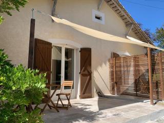 Les Gites Sur La Colline - 28 m2 one bedroom gite with shared pool - 4