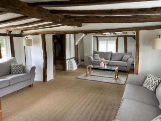 Old Cottage - English Countryside Retreat - - 1