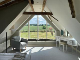 Old Cottage - English Countryside Retreat - - 8