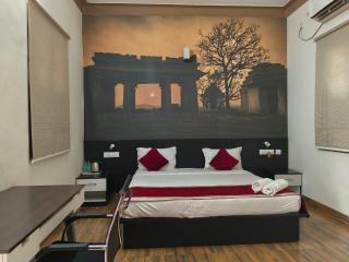 KSTDC Hotel Mayura Vijayanagara Hampi - 8