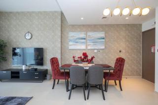 Elegant 2-BR Ritzy Retreat Steps from Burj Khalifa - 2