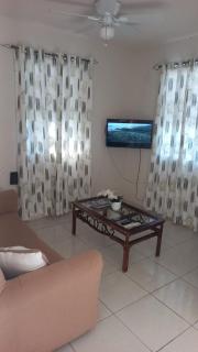 One Bedroom Apartment 1 minute walk to west coast beach! - Saint James - 4