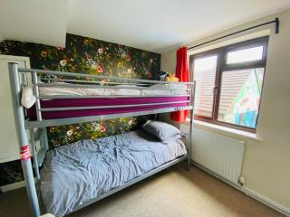 Camp Hillcrest, flat, - - 3