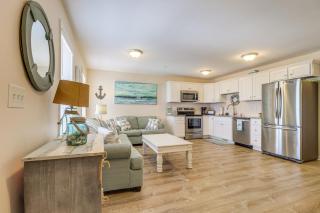 Walk to Beach Family-Friendly Surf City Condo! - Surf City - 7