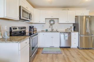 Walk to Beach Family-Friendly Surf City Condo! - Surf City - 4