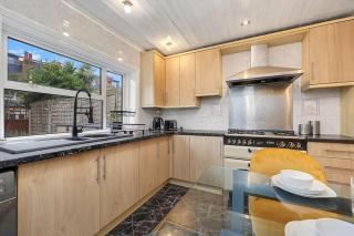 Enquires at The Panel by Harlington 8 Bed - Londra - 1