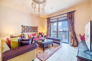 Traditional Home with Full Burj View in the Old Town - Dubái - 3