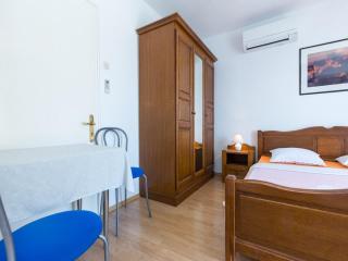 Studio Beach Villa Baška - Baška - 2