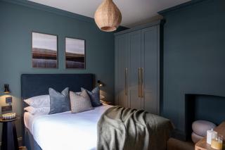 5&6 North Place - - 3