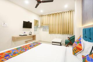 FabHotel Hari Kunj 900 m from Kashi Vishwanath Temple - Varanasi - 4