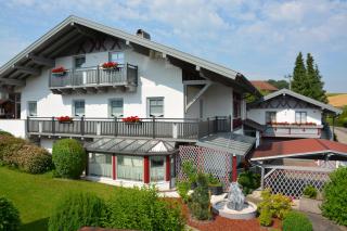 Ferienwohnung & App. Rosemarie - Bad Birnbach - 0